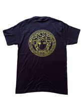 Cargar imagen en el visor de la galería, MEDUSA ORO TEE
