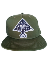 Cargar imagen en el visor de la galería, LRG TREES LOGO SNAPBACK
