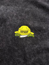 Cargar imagen en el visor de la galería, Smokey Alien Bear Tee (Black Mineral Wash)
